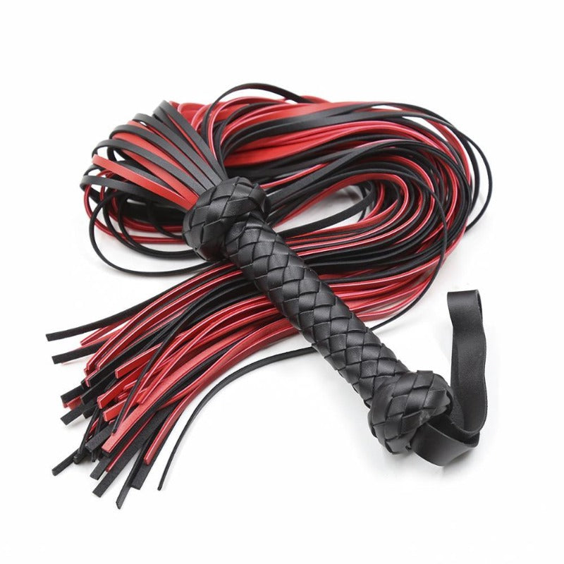 Martinet BDSM Cuir